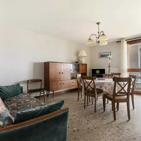 Apartment Le Languedoc - Maeva - 3 Pieces 6 Personnes - Budget Mae-1204 La Grande-Motte